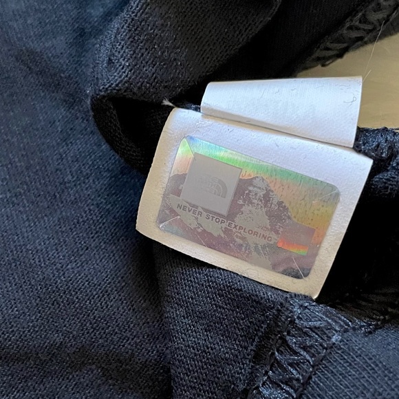 The North Face Men’s Short Sleeve Graphic Tee - Picture 4 of 4